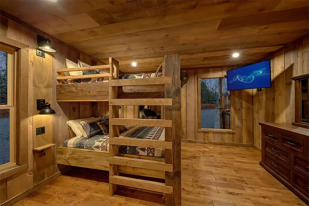 Custom bunk room designed for family cabin guests